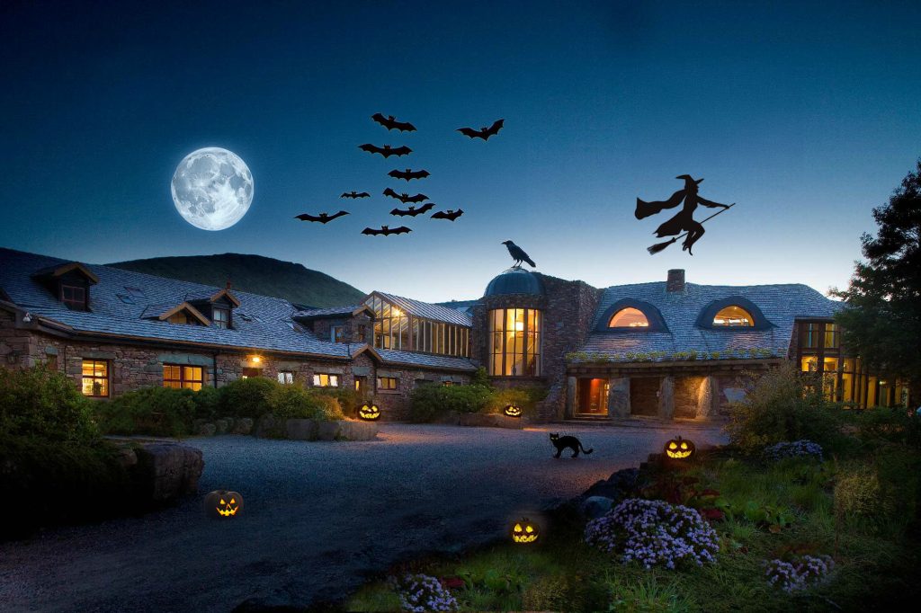 Delphi Resort Halloween