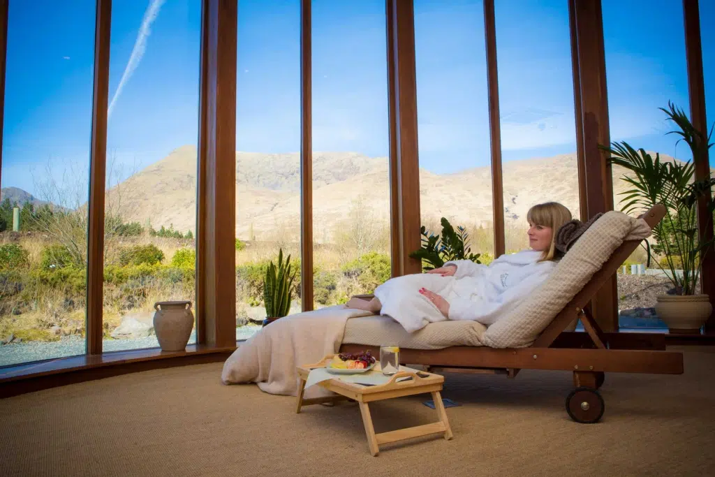 woman resting at spa bed