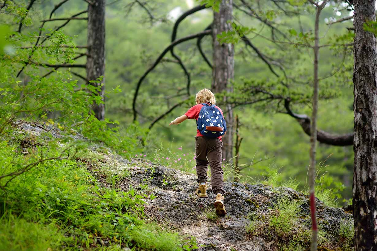 kids-orienteering-activity-connemara