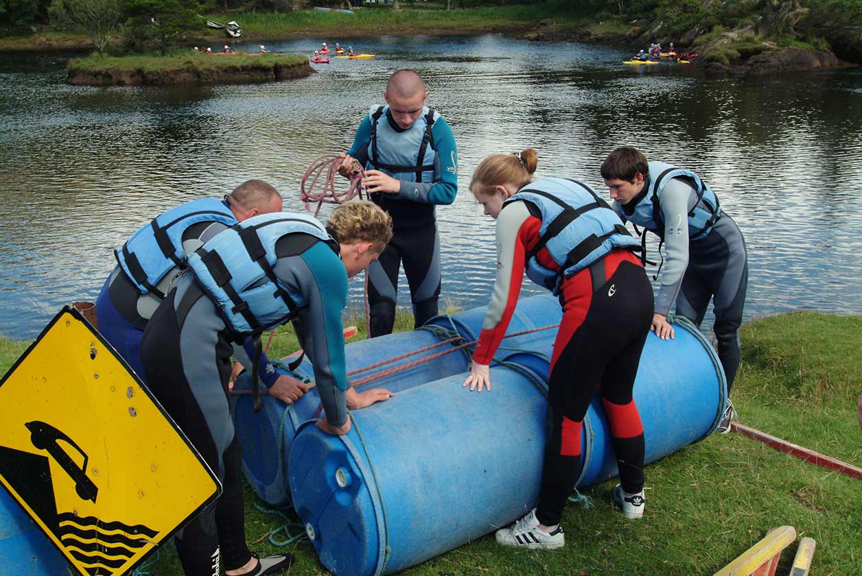 raft-building-connemara