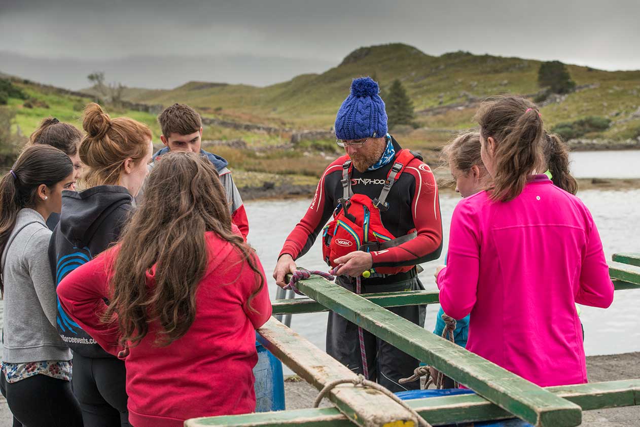 raft-building-kids-activity