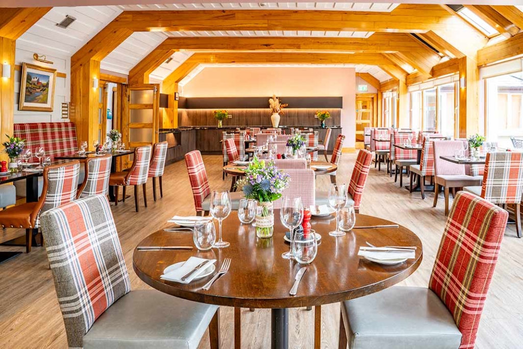 restaurant-delphi-resort-connemara