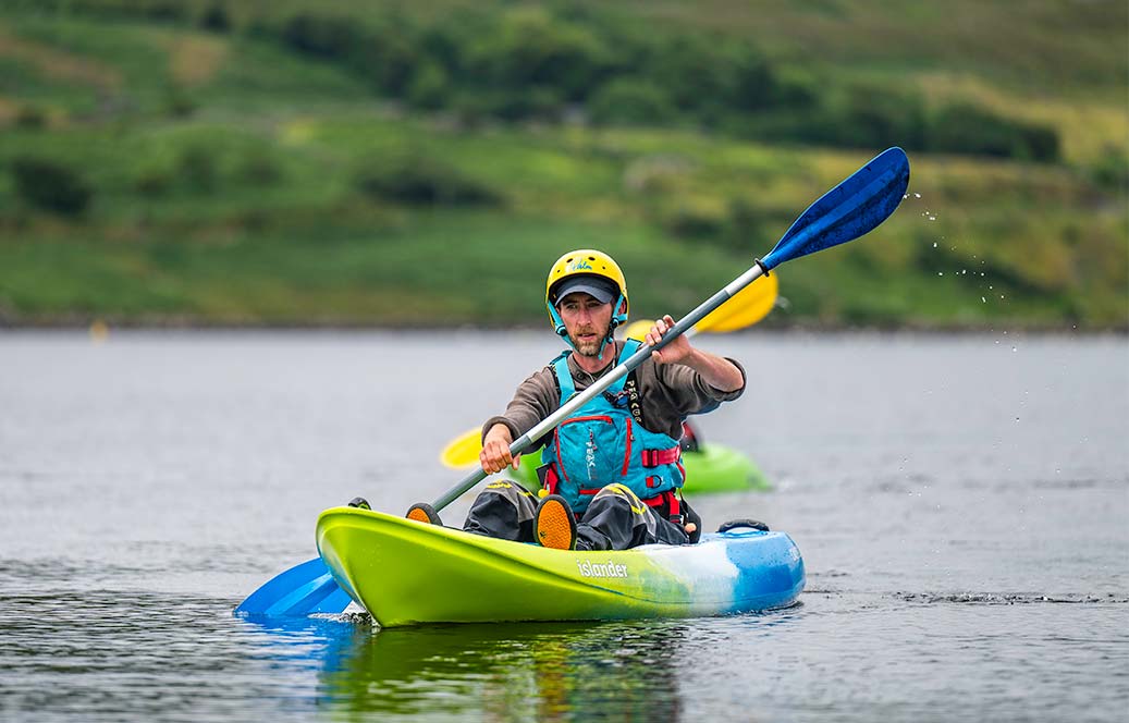 team building experience kayaking in lake