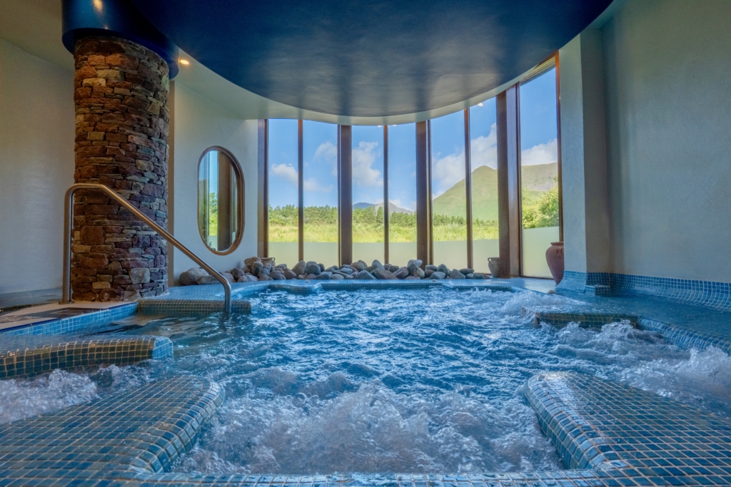 Delphi Spa Jacuzzi